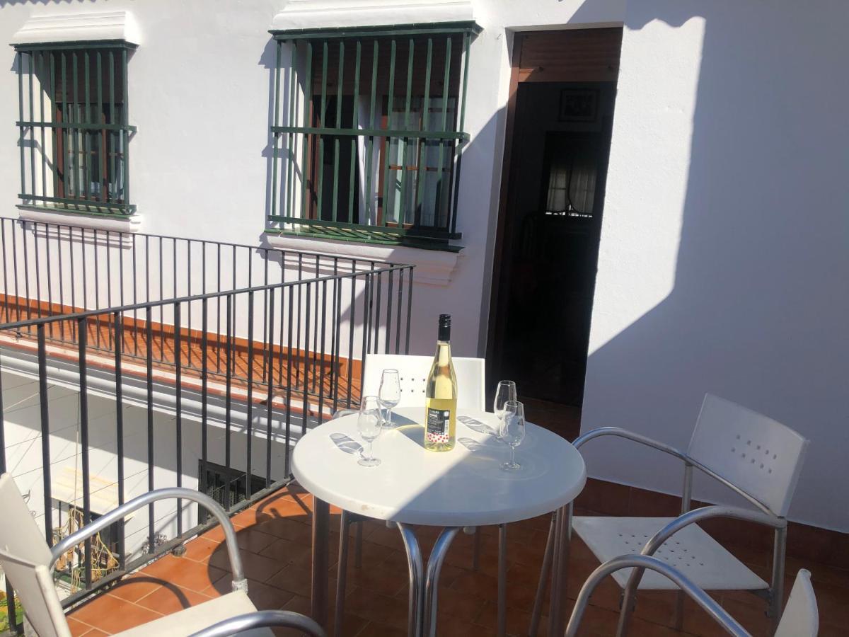 Piso Imperial Vila El Rocío Exterior foto